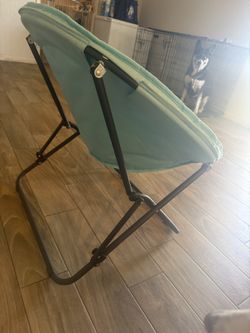 Teal Saucer Moon Chair — Foldable Accent Chair