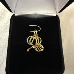 Brand New 14K Plated Flower Pendant