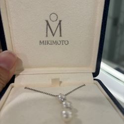 Mikimoto Diamond Pendant Pearl Necklace 