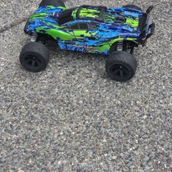 Traxxas Rustler RWD Brushless 