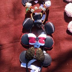 Minnie/Mickey Mouse Collectable ears Headbands 
