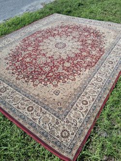 VERY NICE  8 BY 10 AREA RUG
