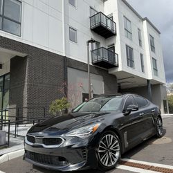 2018 Kia Stinger Premium Turbo Sport