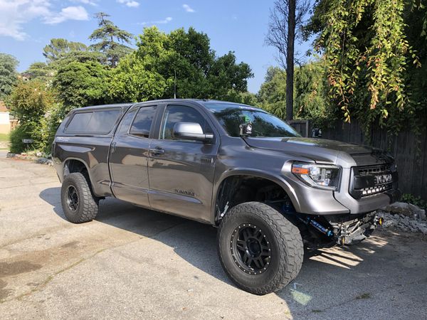 2014-18 Toyota Tundra Double Cab Camper Shell 1G3 Gray for Sale in La