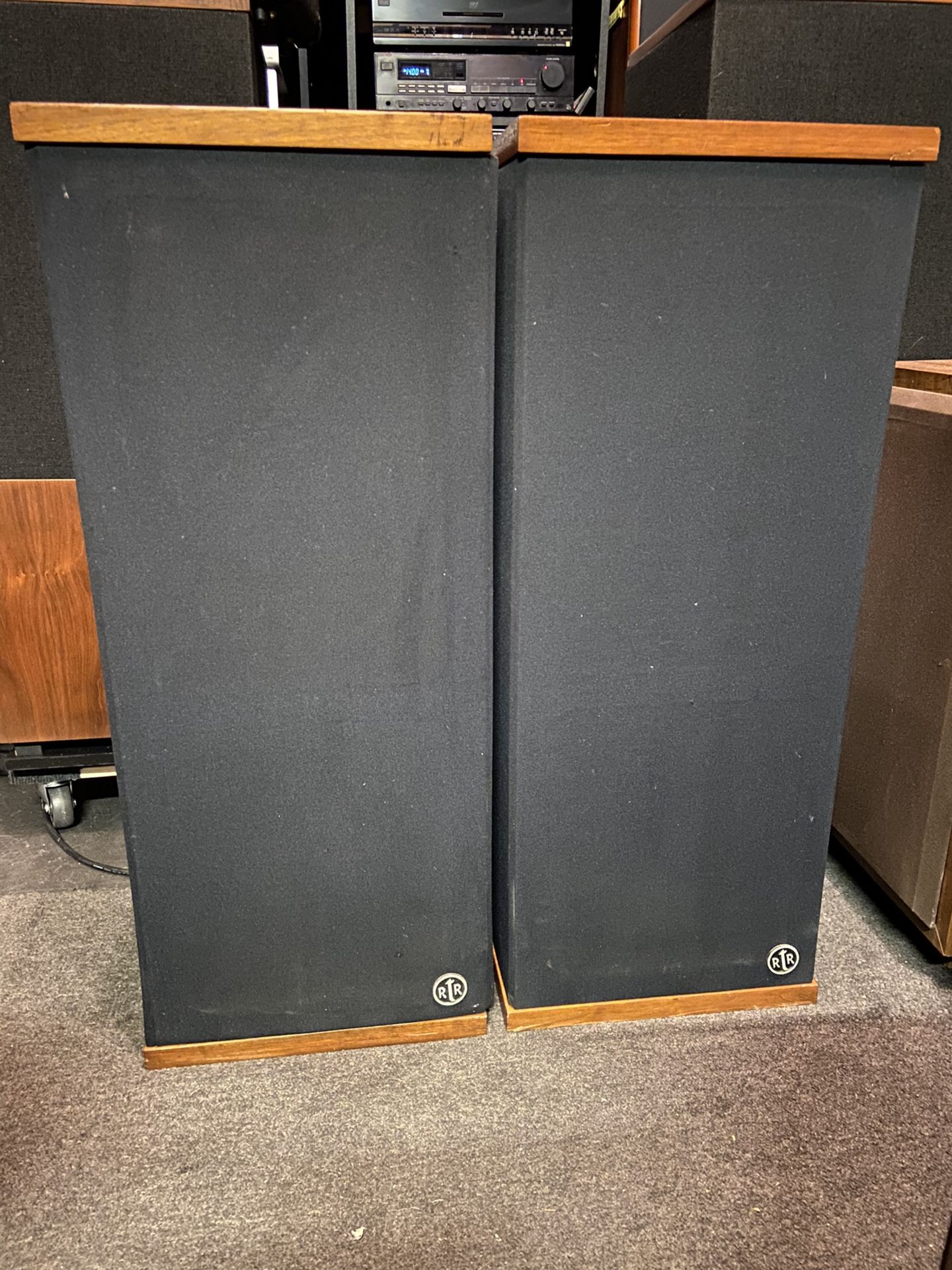 Rtr speakers for sale 2025