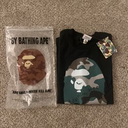 Size M Brand New Camo Bape Tee