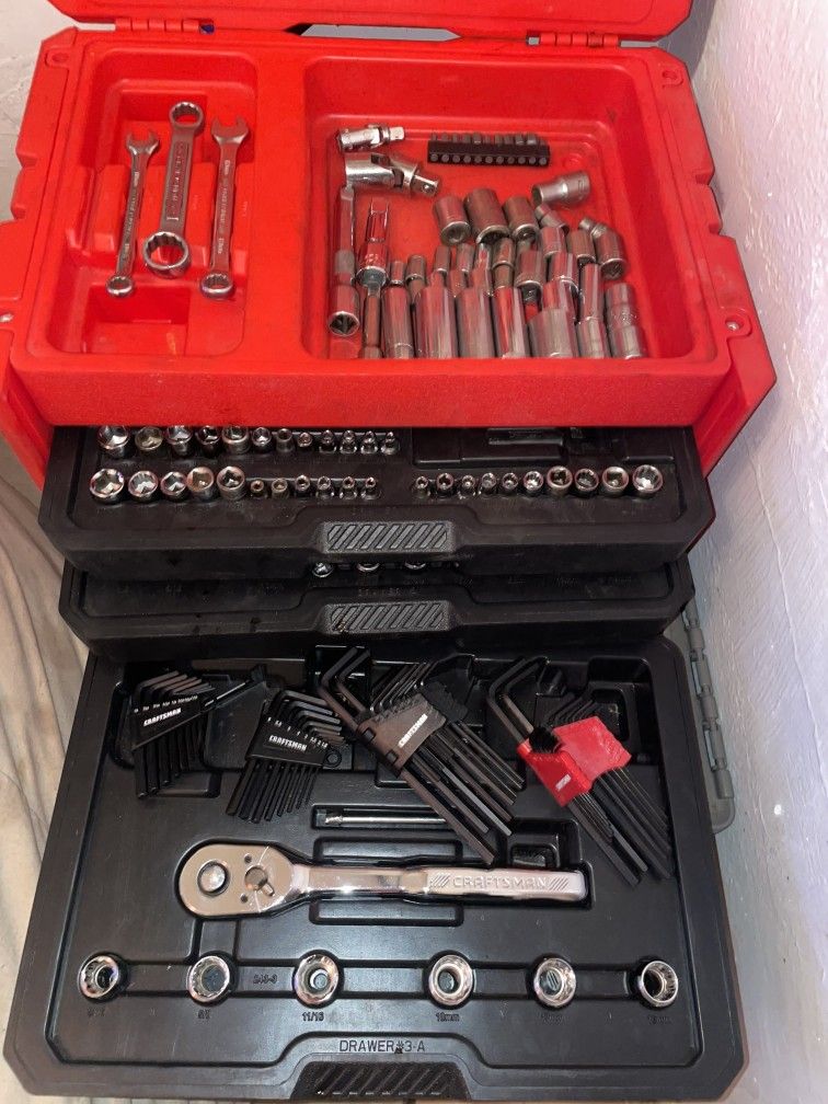Craftsman Tool Set Over 200 Pieces