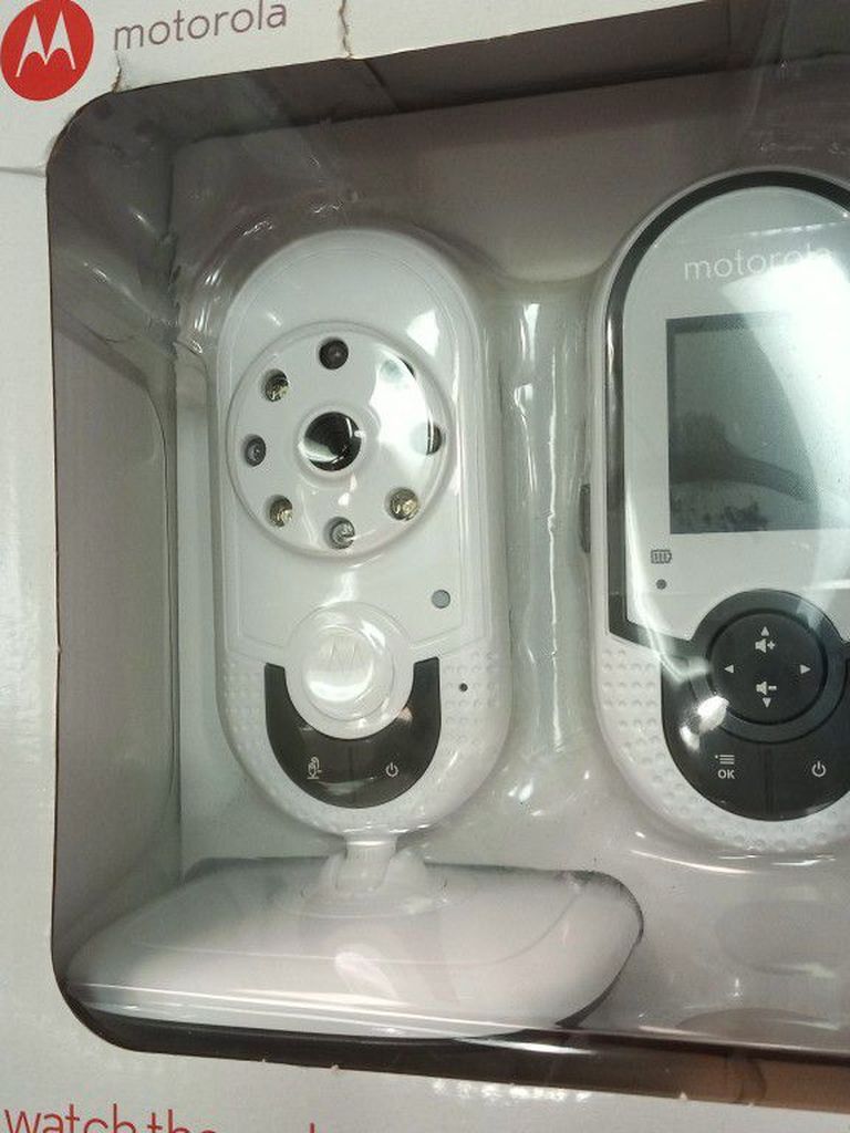 MOTOROLA DIGITAL VIDEO BABY MONITOR model number MBP $80