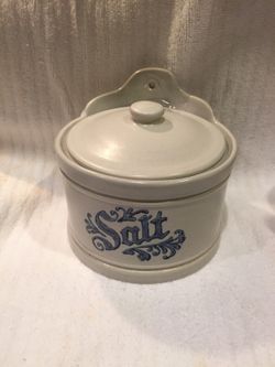 Pfaltzgraff Stoneware salt keeper