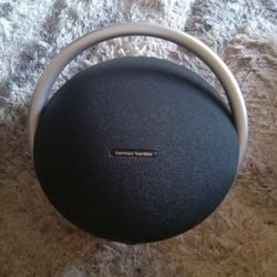 harman/kardon Portable Bluetooth Speaker