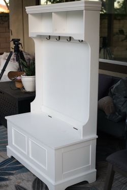 Mud room bench storage