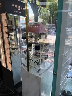 displays cases