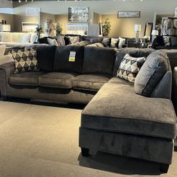 Grey 2PC Sectional