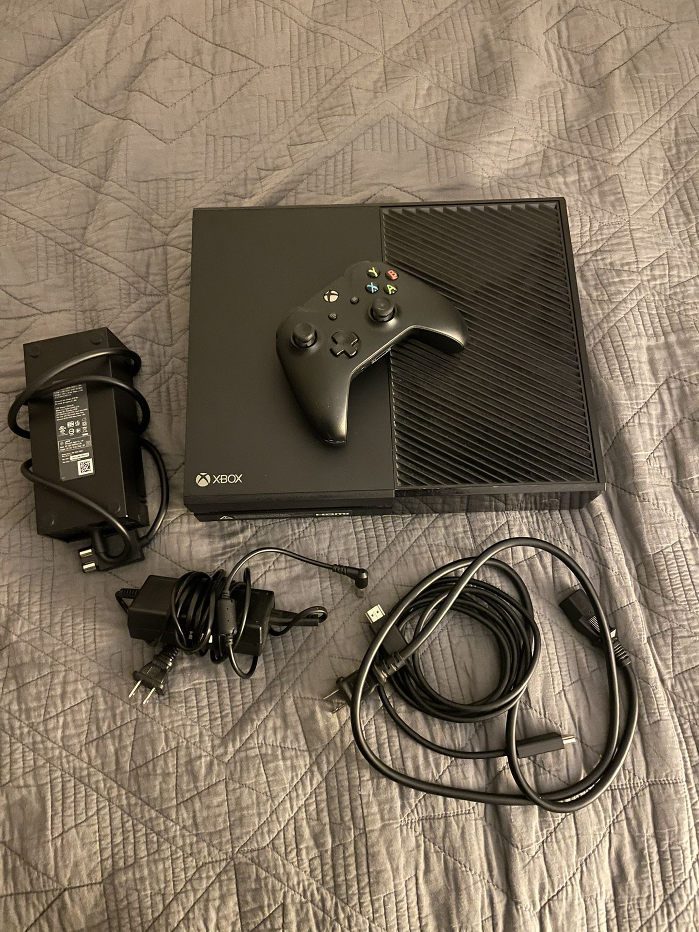 Madden 20 Xbox One for Sale in Los Angeles, CA - OfferUp