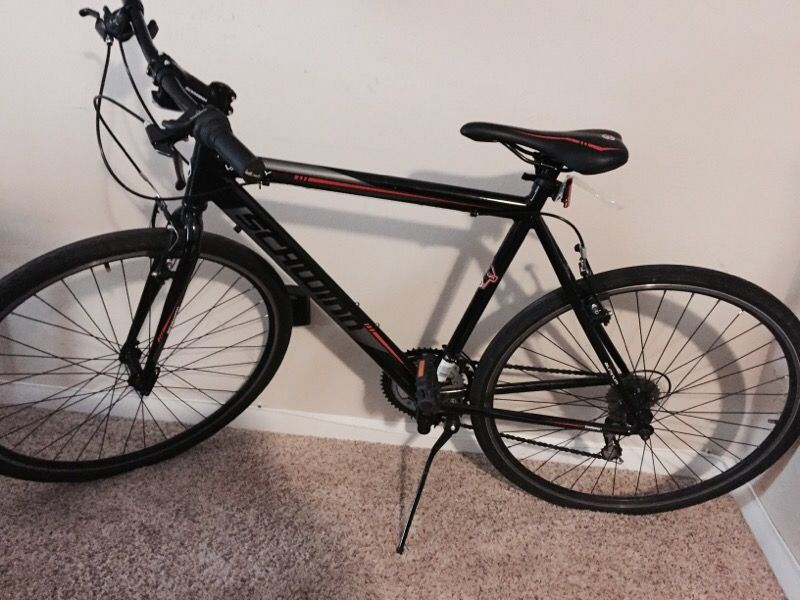 700c Schwinn Varsity 1250 Men Road Bike, Black