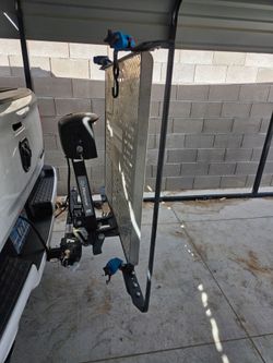 Wheelchair lift