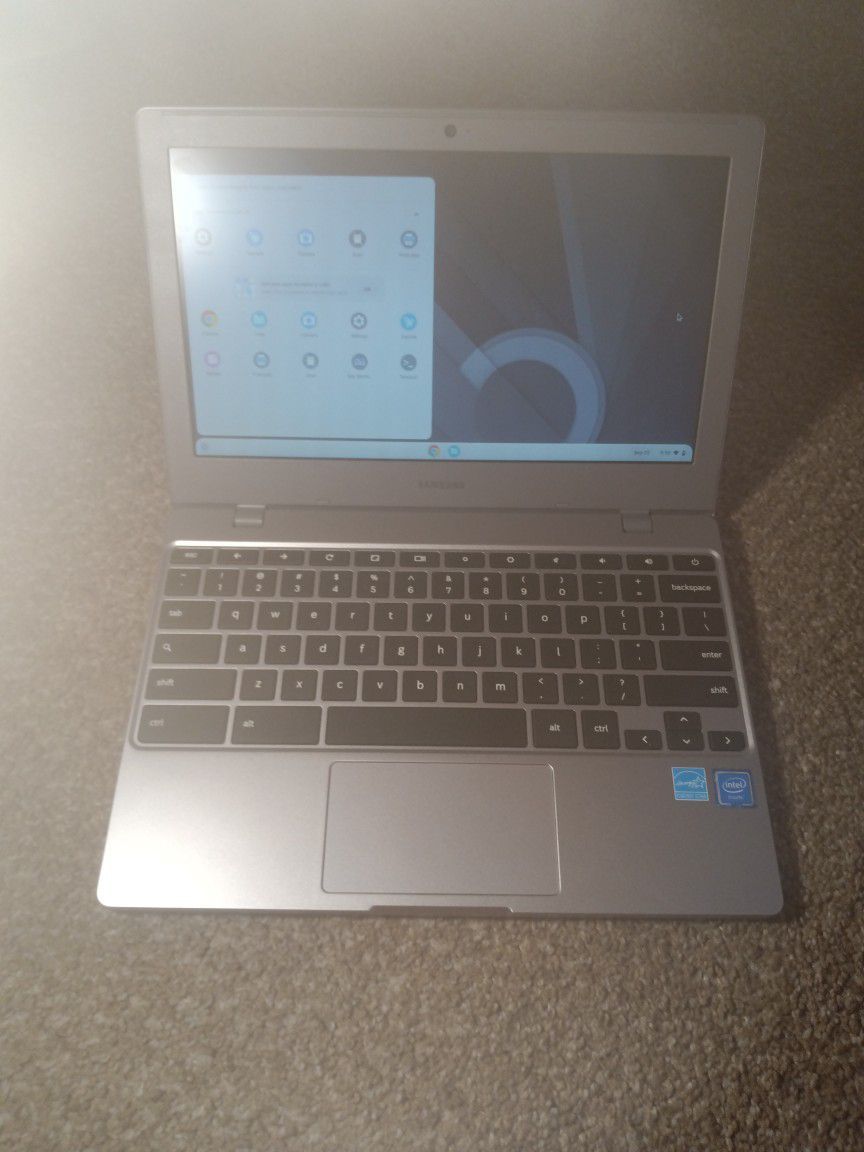 Platinum Titan Samsung-15.6"Chromebook