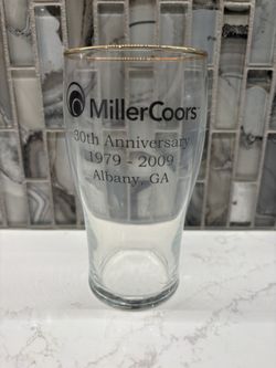 30TH ANNIVERSARY MILLER COORS SET OF 8 PINT GLASSES 