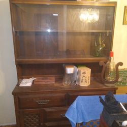 Shelf With Glass 