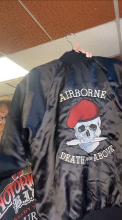 💥👉VINTAGE AIRBORNE JACKET!!💥😎