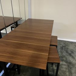 Moving sale