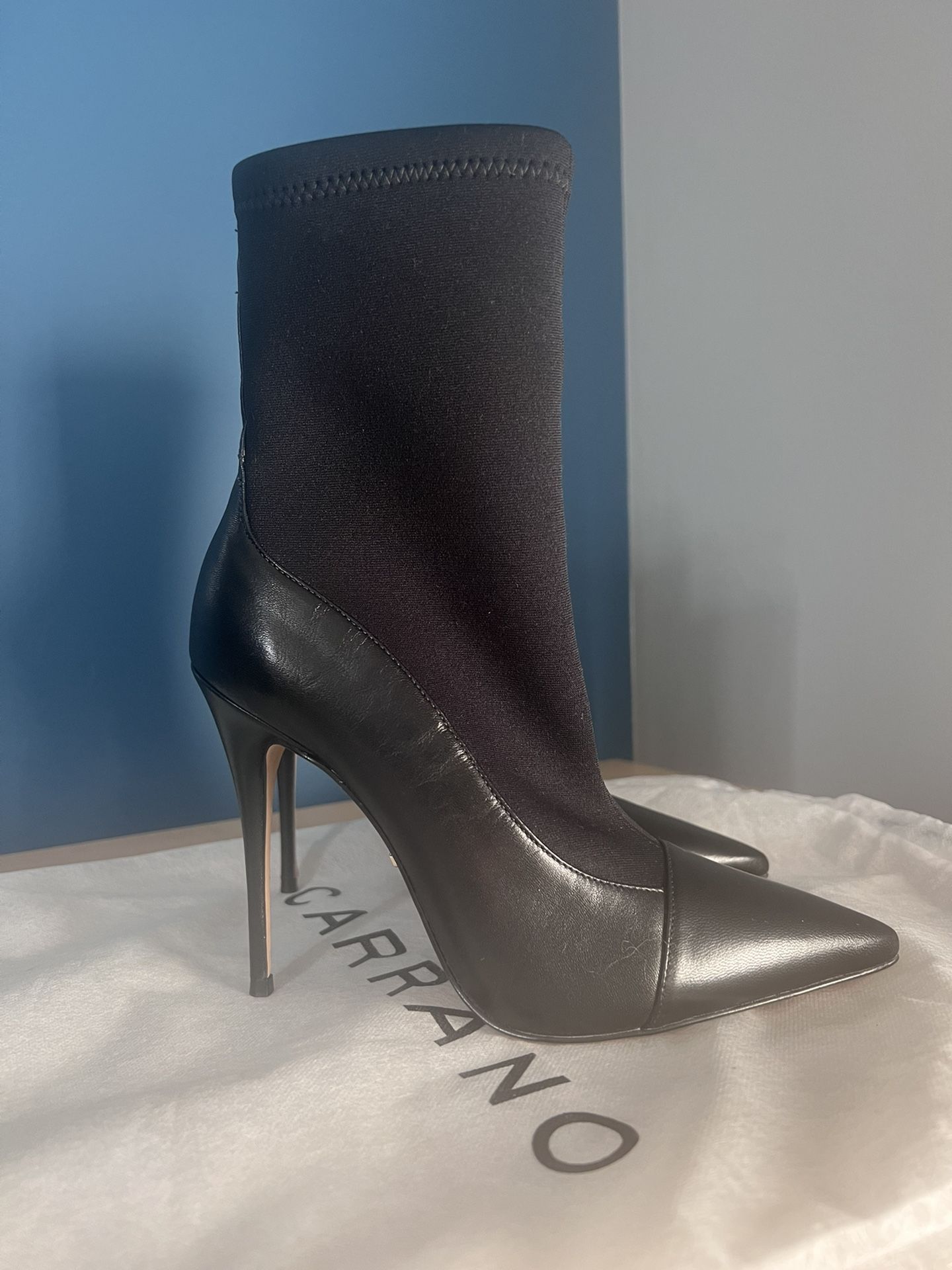 Carrano Women's Stilleto Leather Bootie