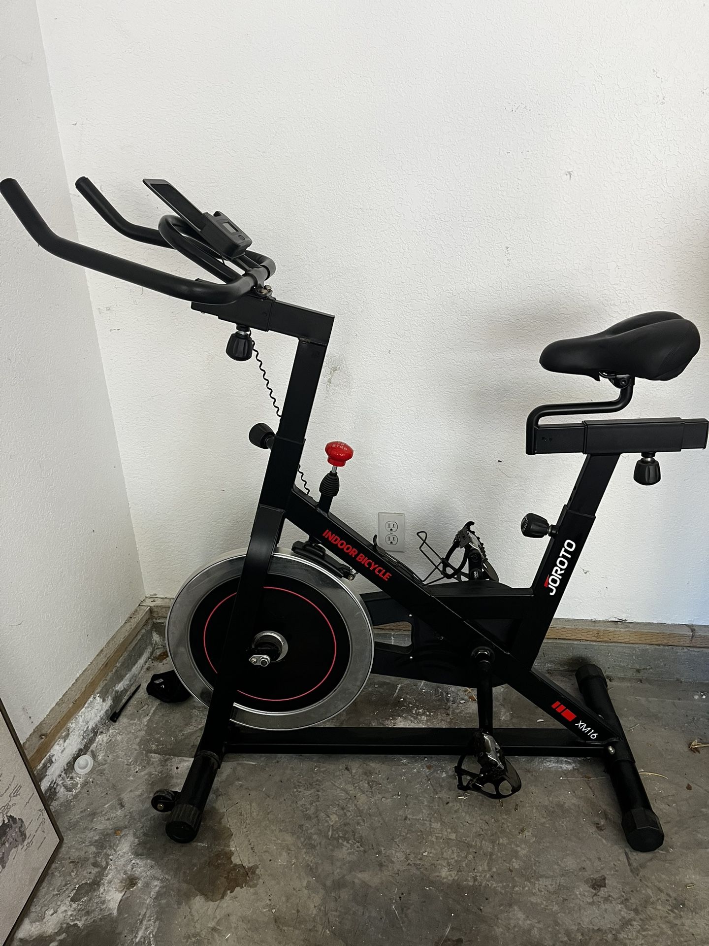 JOROTO XM16 Indoor Exercise Spin Bike - Adjustable & Quiet