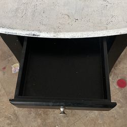 End table