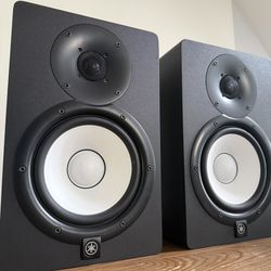 Yamaha HS7 Studio Monitors / Speakers