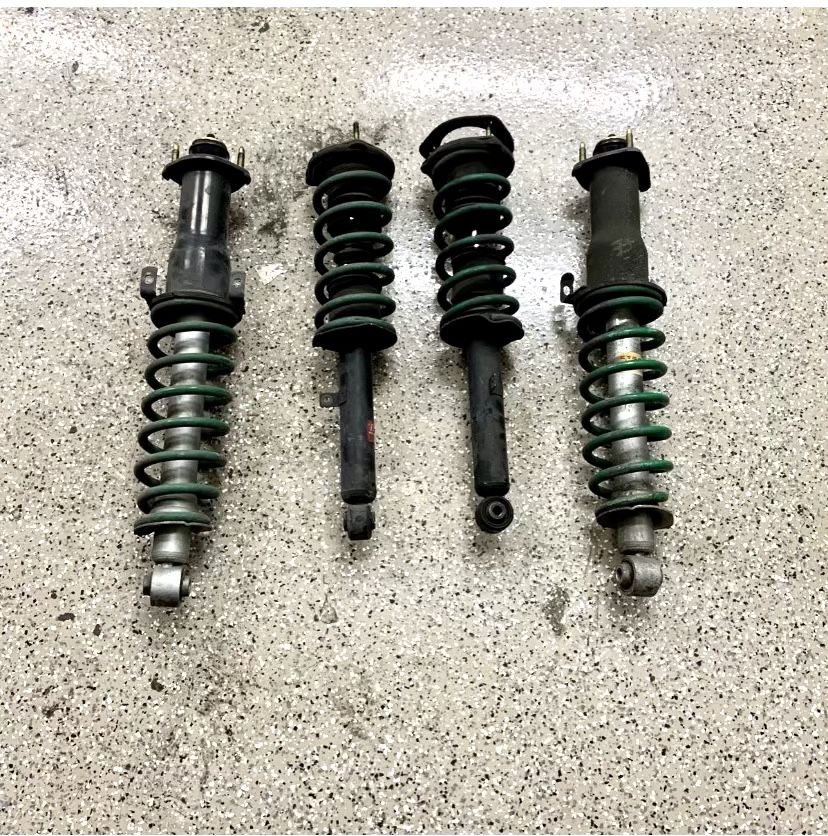 00-05 Lexus IS300 Kyb Strut + Tein springs