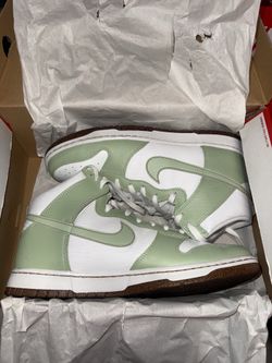 Nike dunk high honeydew Sz 12