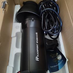 Flashpoint 400 AC Moonlight Bowens Mount