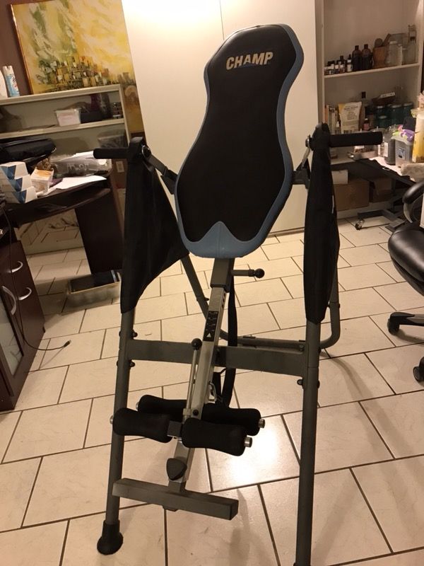 Inversion table Body Champâ„¢ IT 9750 Gravity Inversion System