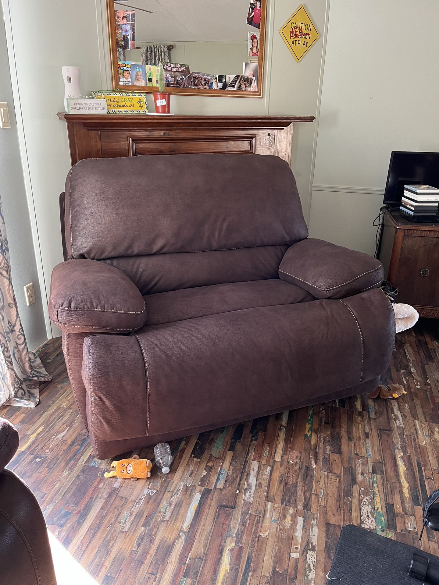 Matching Sofa And Recliner