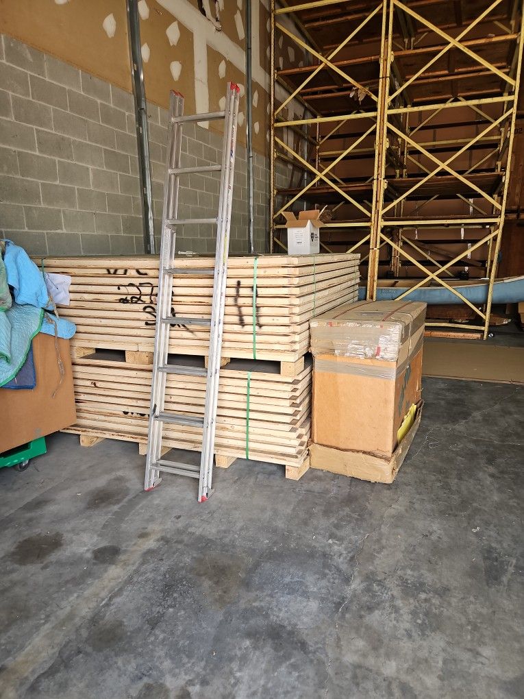 Aluminum Ladder
