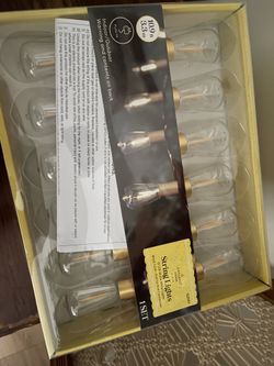 4 boxes of NEW string lights