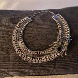 CRYSTAL RHINESTONE COLLAR