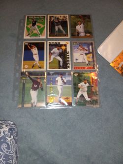 Derek Jeter cards Lot 9