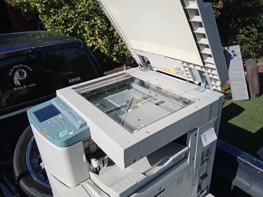 Canon Image Runner 3300