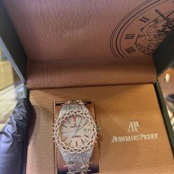 AP Bustdown Watch Fully