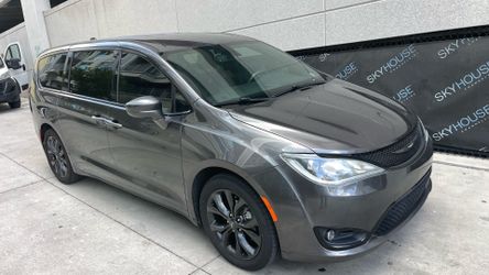 2019 Chrysler Pacifica