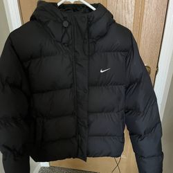 Womans Nike Puffer Jacket 