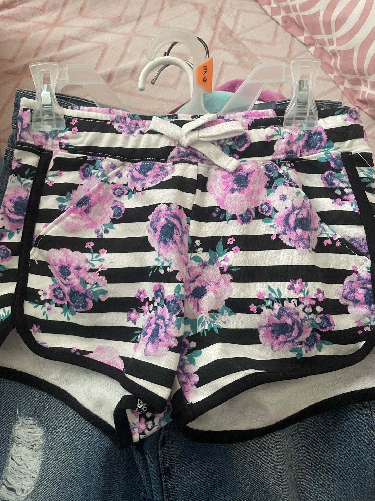 New Clothes Price $2-$4