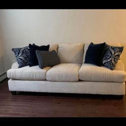 Bobs Furniture New couch with 5 pillows included