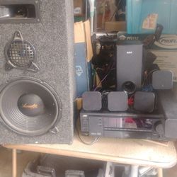 JVC RECIEVER SURROUND SOUND 