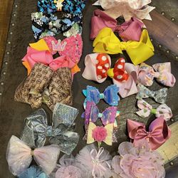 Little girl Bows a lot of 24