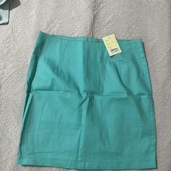 New Mini Skirt Size M