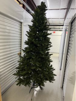 9 ft Pre-Lit Artificial Christmas Tree with Stand