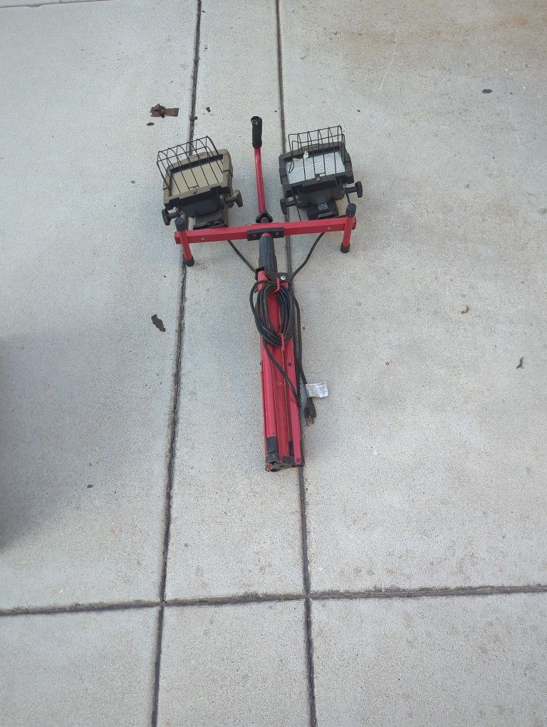 Craftsman Flood Light 