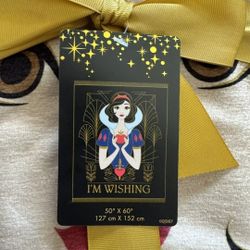 Brand New 2024 Disney Parks Princess Snow White Throw Blanket 50" x 60'' NEW 